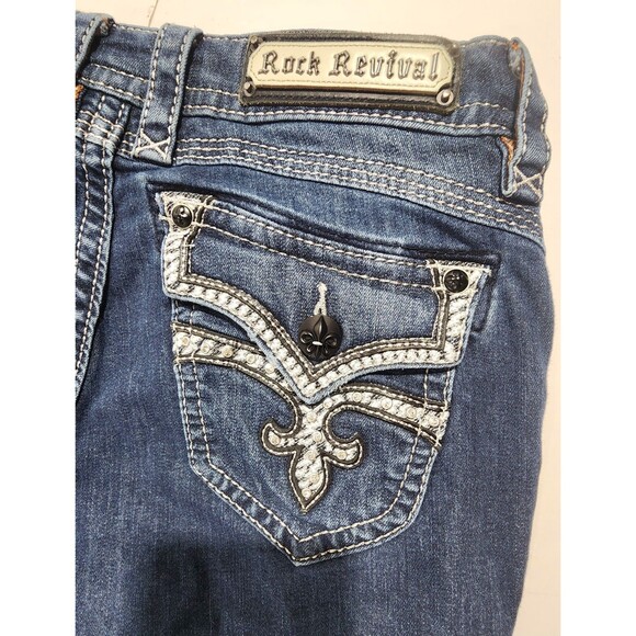 Rock Revival Stephanie Easy Capri Jeans Rhinestones Women’s Size 29 Distressed - Picture 4 of 15
